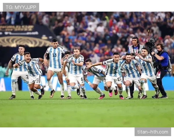 罗梅罗神勇表现助力阿根廷捧得世界杯决赛冠军