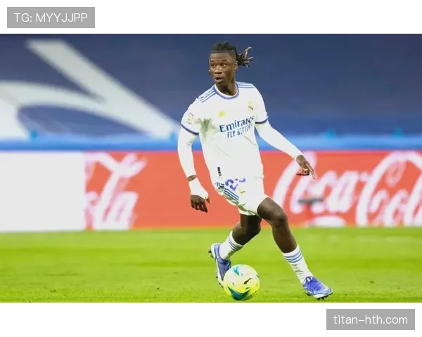 西甲转会窗口开启,新星闪耀赛场引多方关注