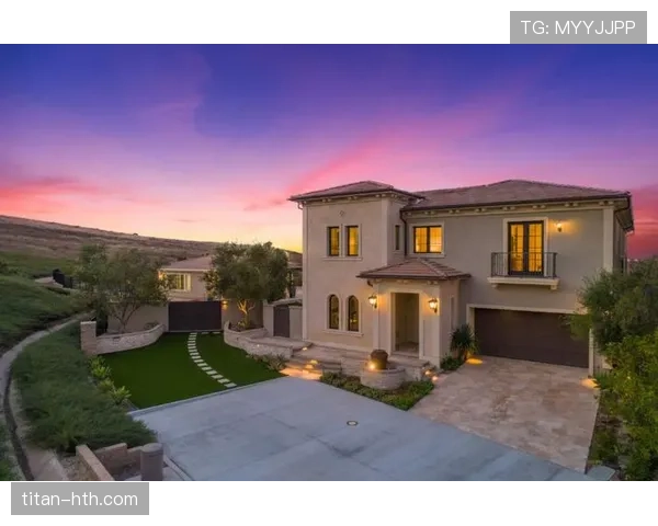 瑞安·洛赫特刷脸豪宅，泳池比我家小区还吓人啊！